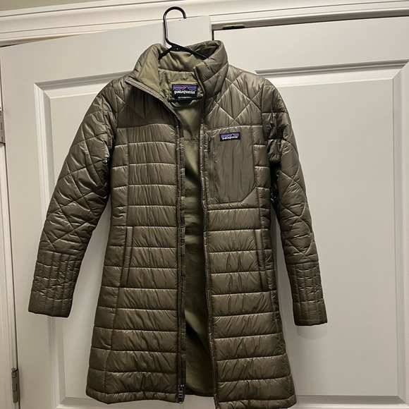 Patagonia XS Patagonia Womens Radalie Insulated Puffer, EUC,  XS. Olive green. - Picture 1 of 1